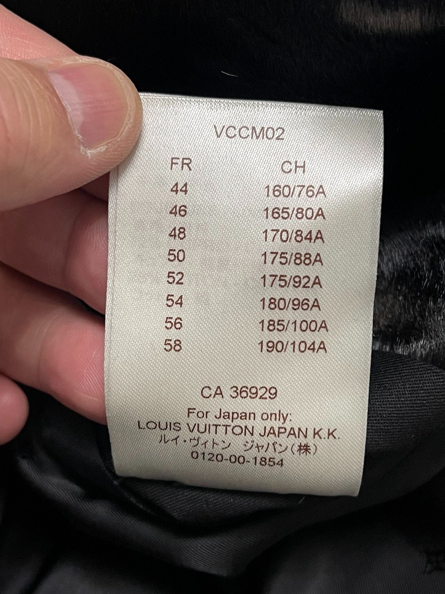 Louis Vuitton Louis Vuitton LV Louis Vuitton Fur One Piece Jacket Nextarr Size US S / EU 44-46 / 1 - 8 Thumbnail