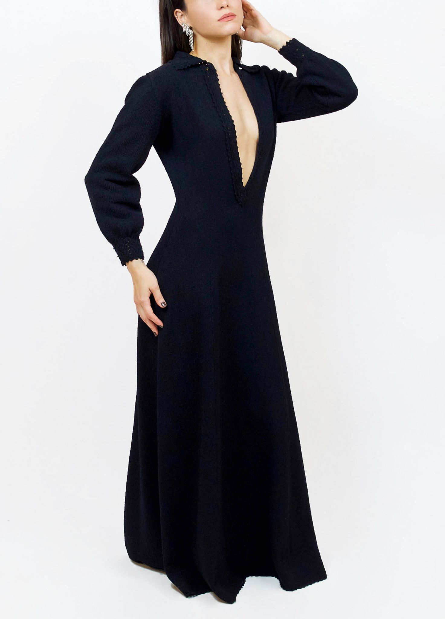 Vintage Vintage Black Deep V Dress Collared Bishop Sleeve Gown Size S / US 4 / IT 40 - 2 Thumbnail