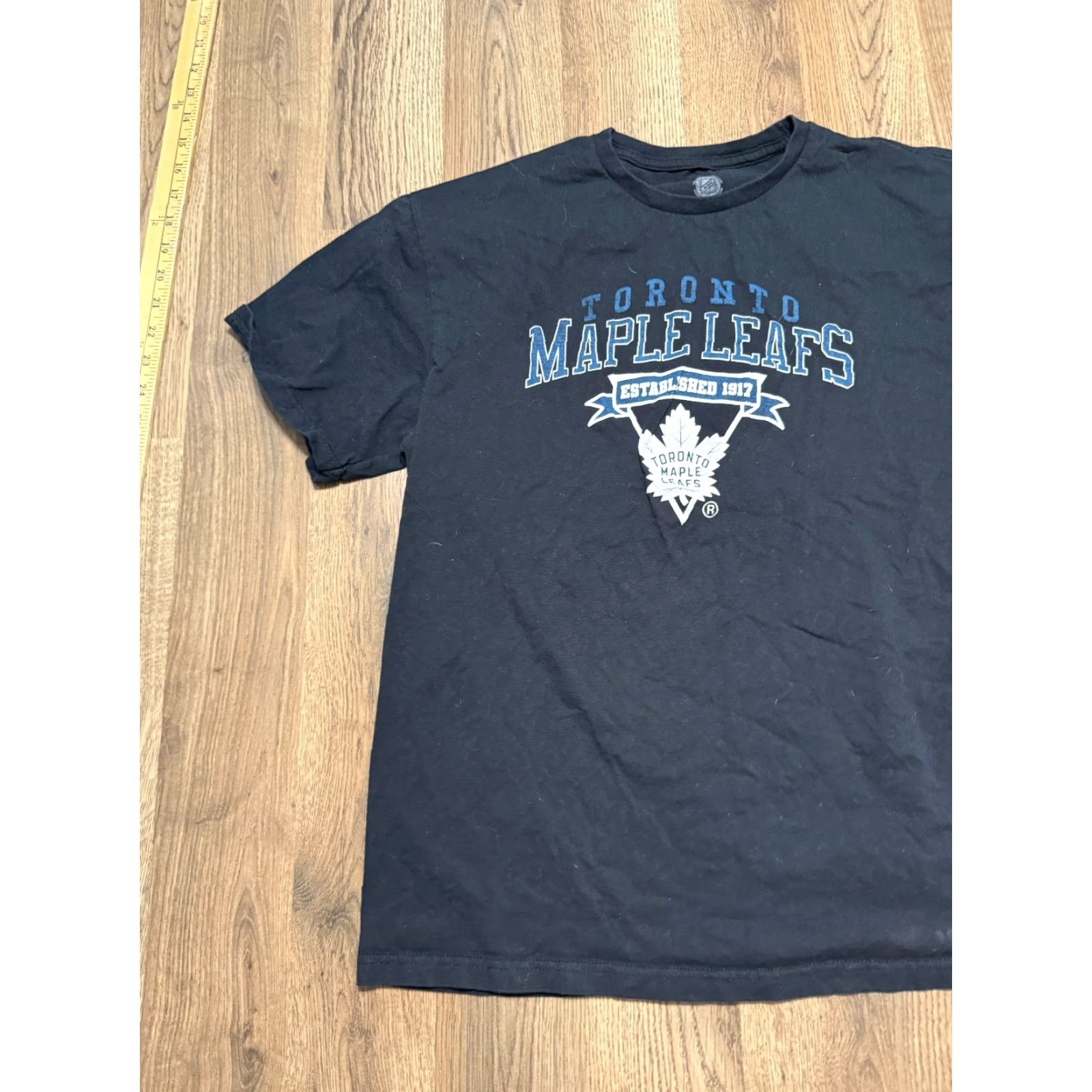 NHL NHL Hockey Shirt Men Large Blue White Black Toronto Maple Leaf Crew Neck Short Sleeve Cotton T-Shirt Size US L / EU 52-54 / 3 - 3 Thumbnail