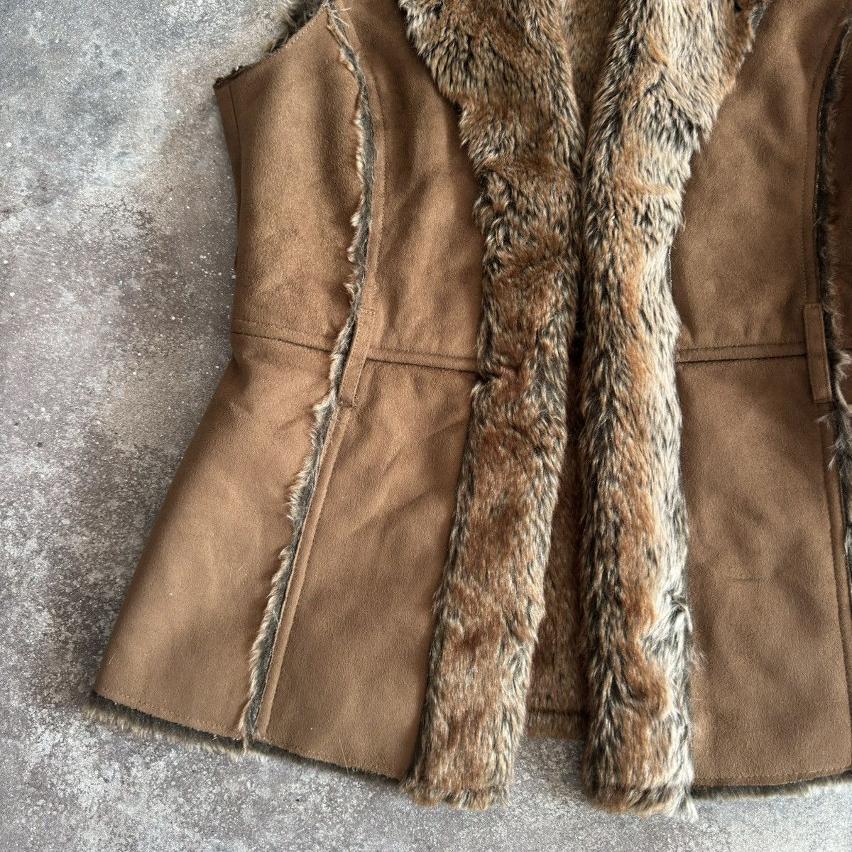 20471120 × Vintage Super Sexy Vintage Faux Fur Vest Size S / US 4 / IT 40 - 5 Thumbnail