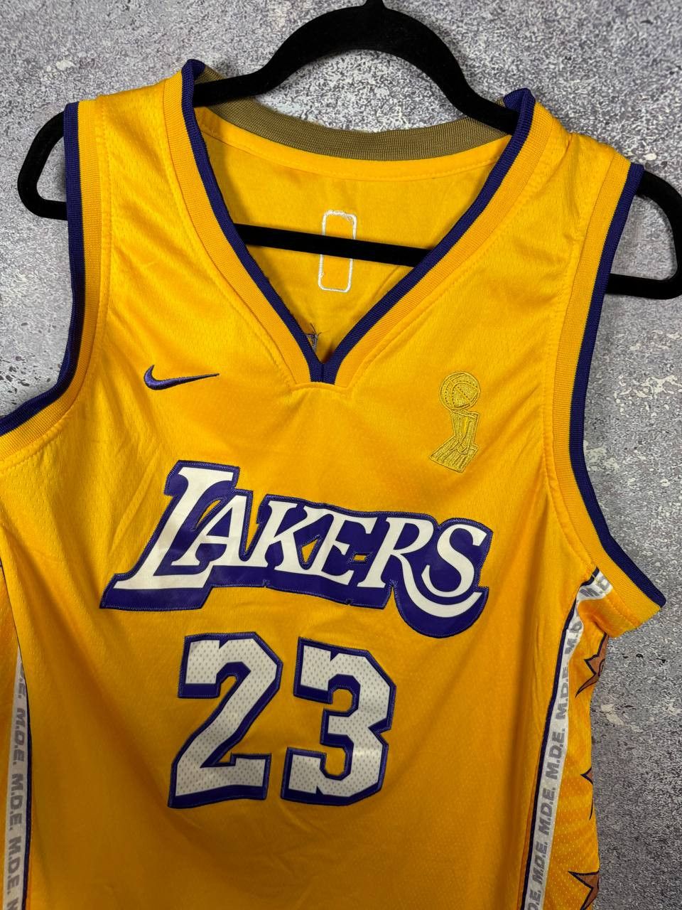 NBA LEBRON JAMES Los Angeles Lakers Jersey Large Limited Size US L / EU 52-54 / 3 - 10 Thumbnail