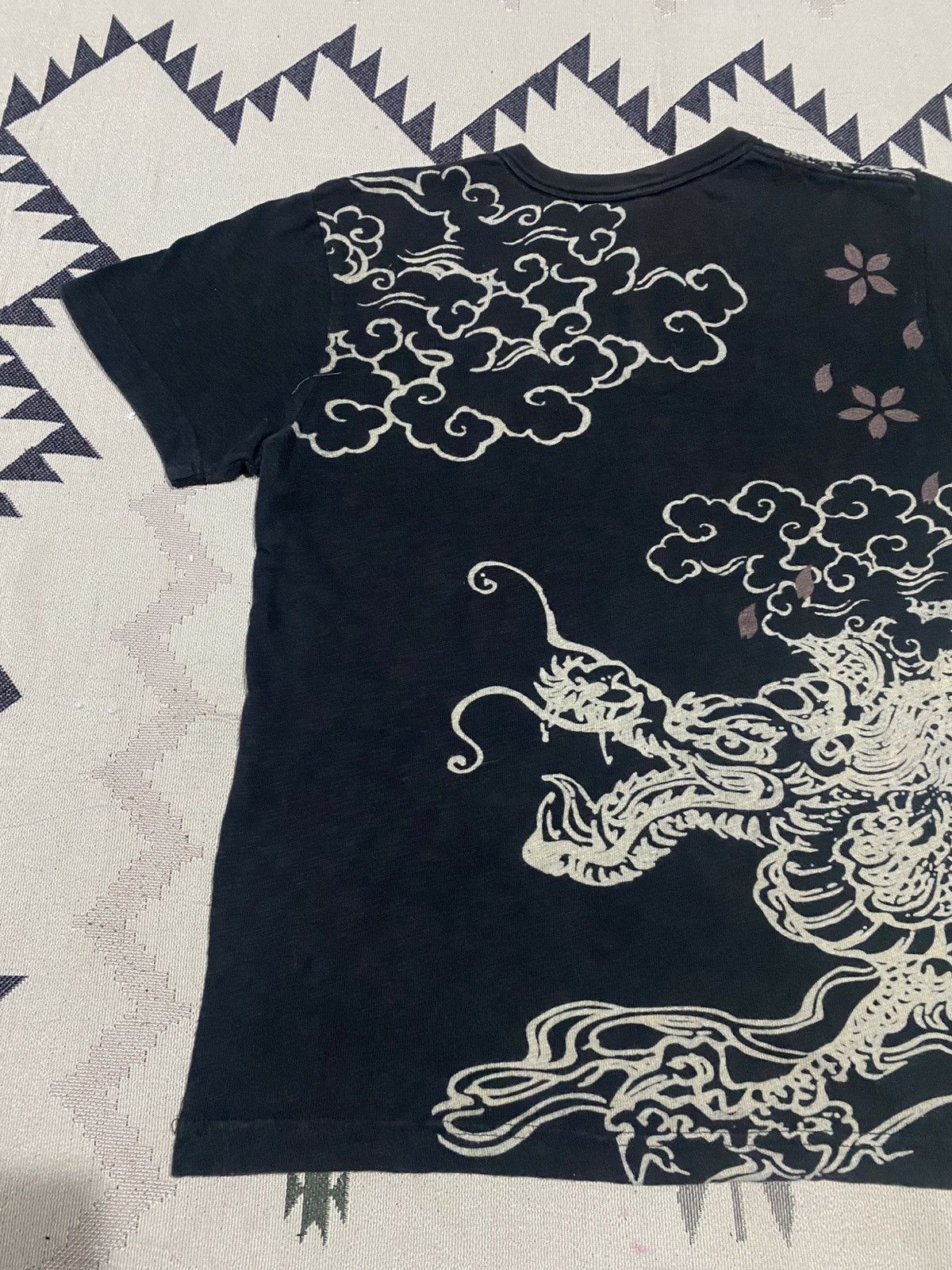 Karakuri Tamashii 2000s KARAKURI TAMASHI STYLE DRAGON DESIGN HALF BUTTON SHIRT Size US M / EU 48-50 / 2 - 12 Thumbnail