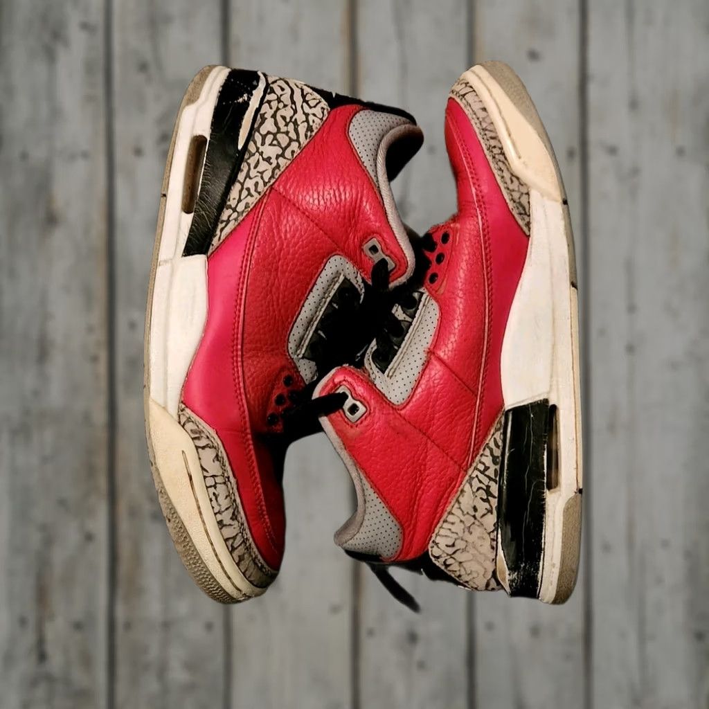 Jordan Brand Nike Air Jordan 3 Retro SE Unite Sneaker Mens 8.5 Red Leather Rubber 2020 CK5692-600 Size US 9 / EU 42 - 1 Thumbnail