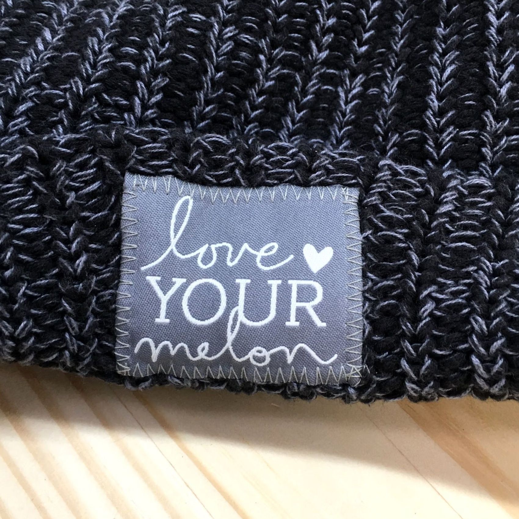 Vintage Love Your Melon Beanie Hat Mens Black One Size Adjustable Knitted Cuffed Winter Hat Size ONE SIZE - 7 Thumbnail