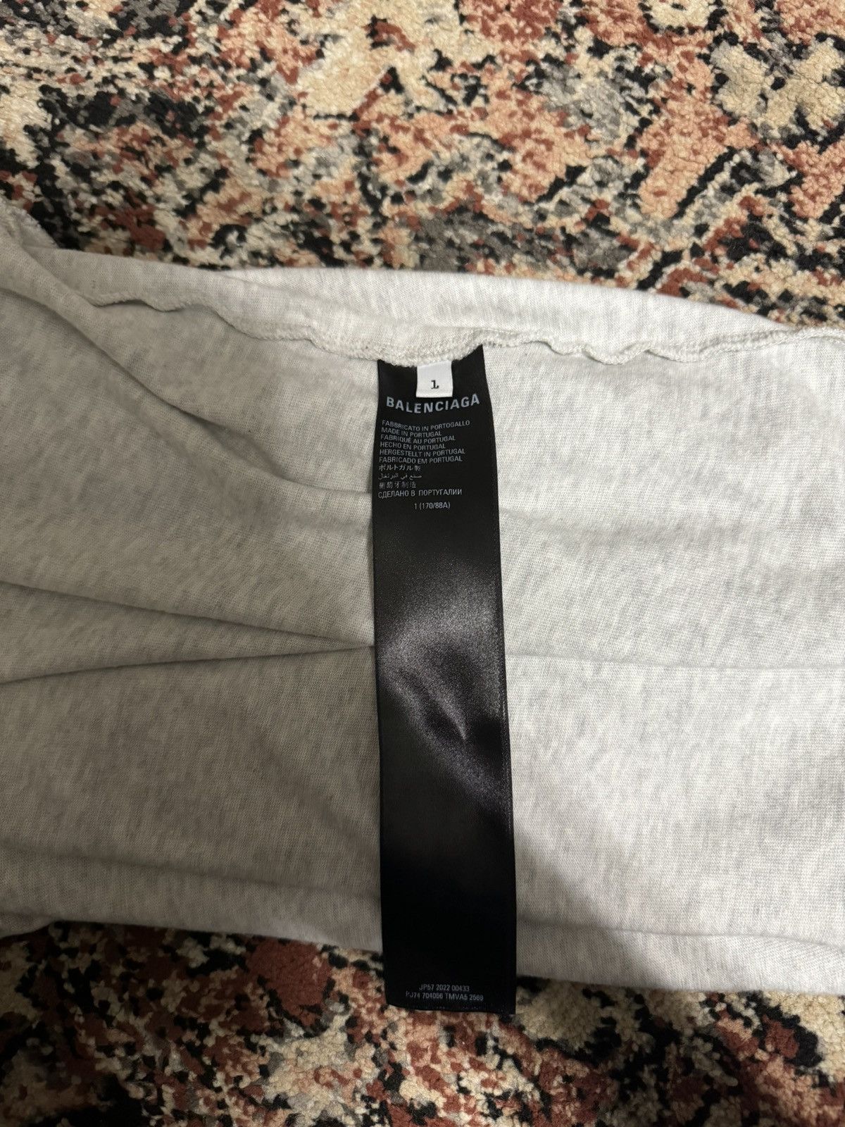 Balenciaga Balenciaga Destroyed 3B T-Shirt Size US S / EU 44-46 / 1 - 11 Thumbnail