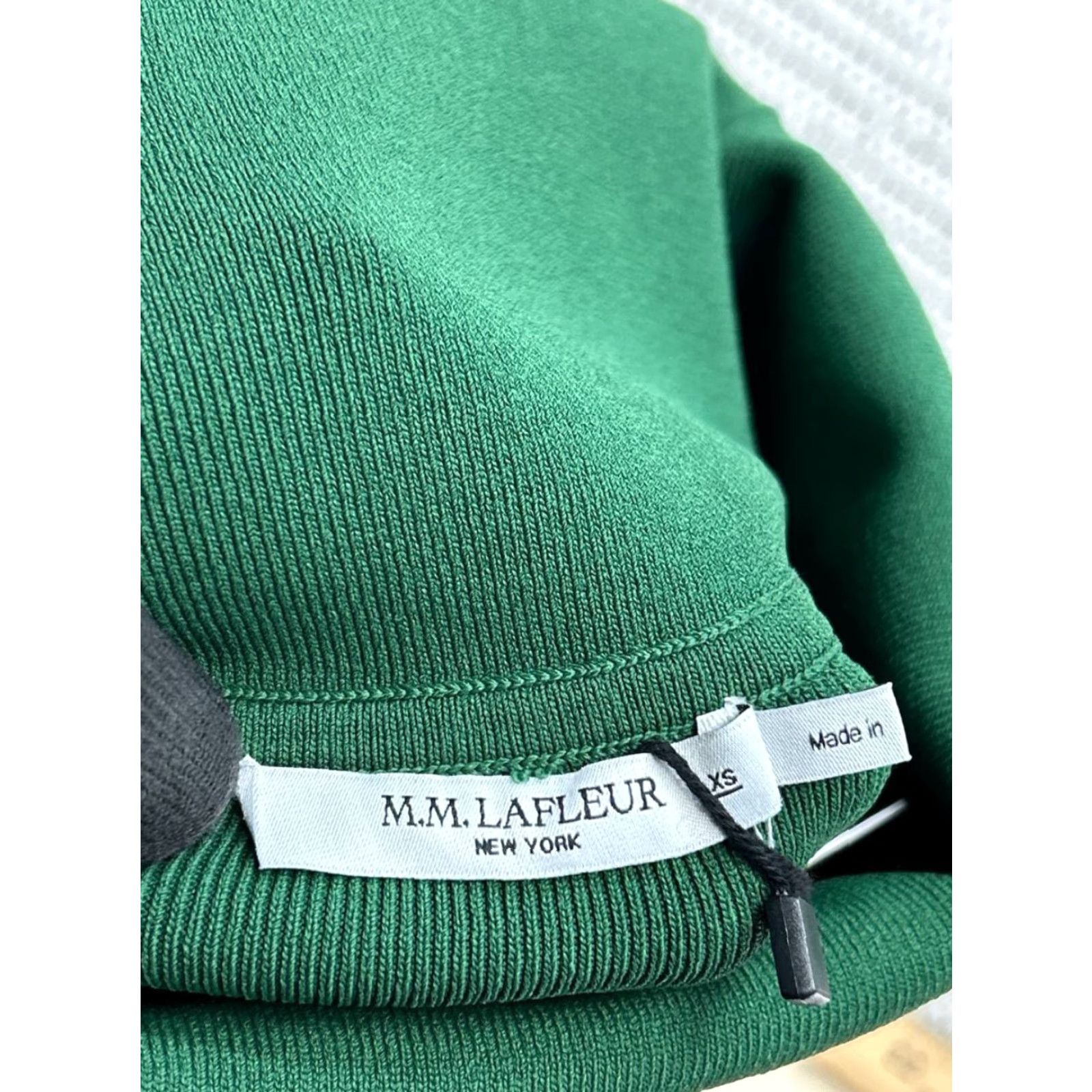 M.M.LaFleur MM.LaFleur Skirt Womens XS Green Knit Short Straight & Pencil Skirt, High Rise, Solid, Viscose, Spring Summer Fall, Business Size 26" / US 2 / IT 38 - 3 Thumbnail