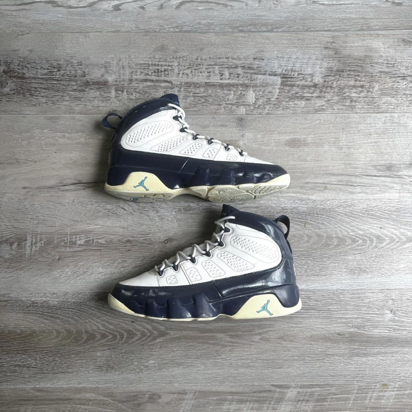 NIKE • JORDAN Retro 2019 Pearl Blue