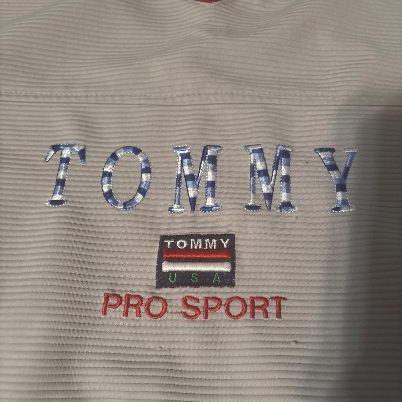 Tommy Hilfiger Vtg Hilfiger Tommy Sport Grey Men Size Xl Pro Sport Shirt Size US XL / EU 56 / 4 - 2 Thumbnail