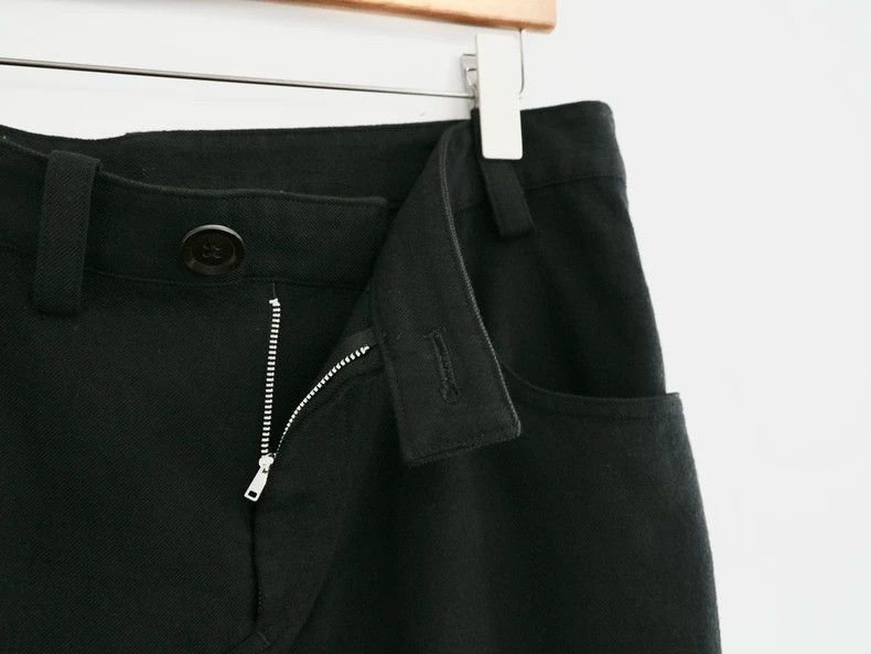 Yohji Yamamoto Yohji Yamamoto size 1 Irregular Buckle Culottes pants 2506 Size US 28 / EU 44 - 3 Thumbnail