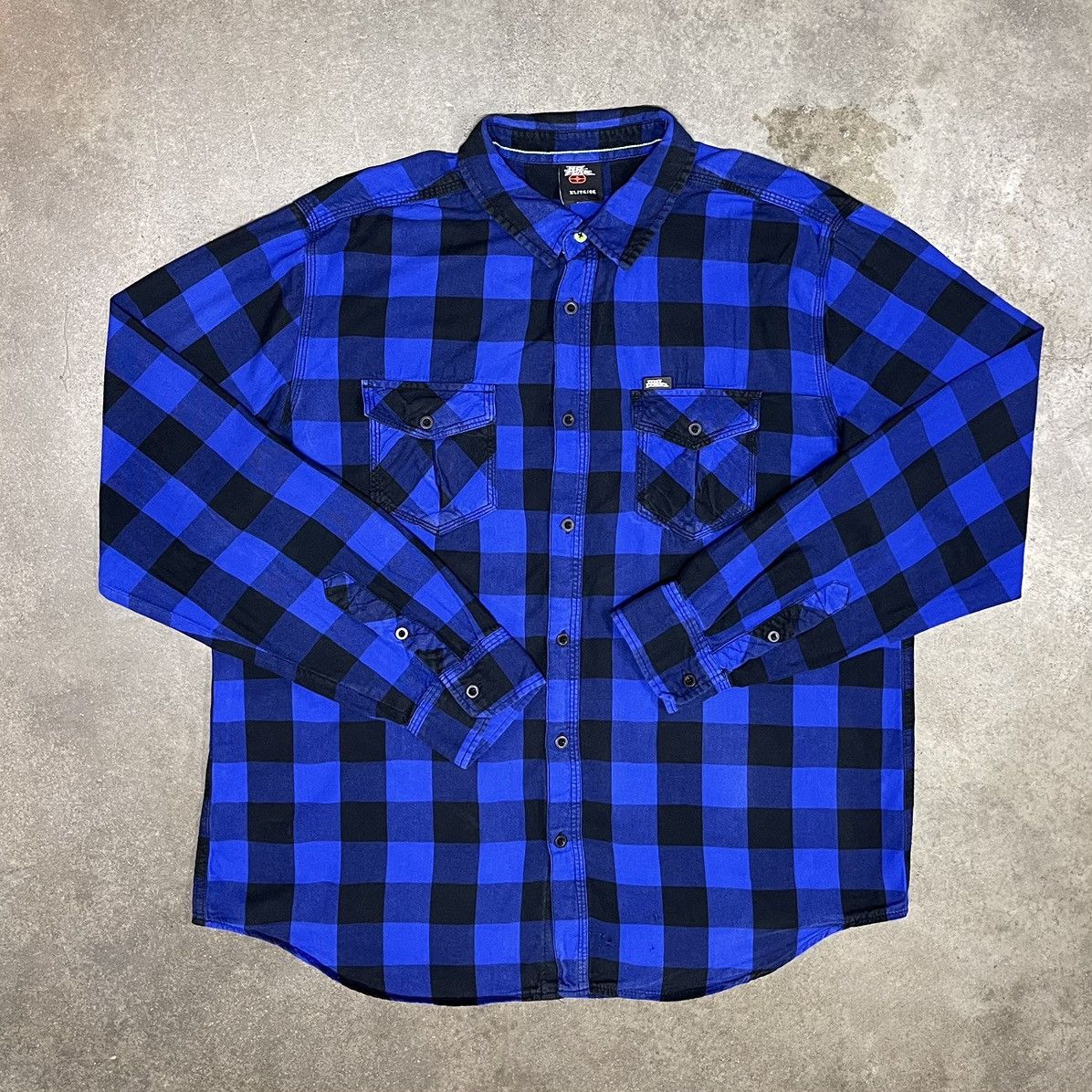 No Fear Vintage No Fear Embroidered Button Up Flannel Y2K Size US XL / EU 56 / 4 - 1 Thumbnail