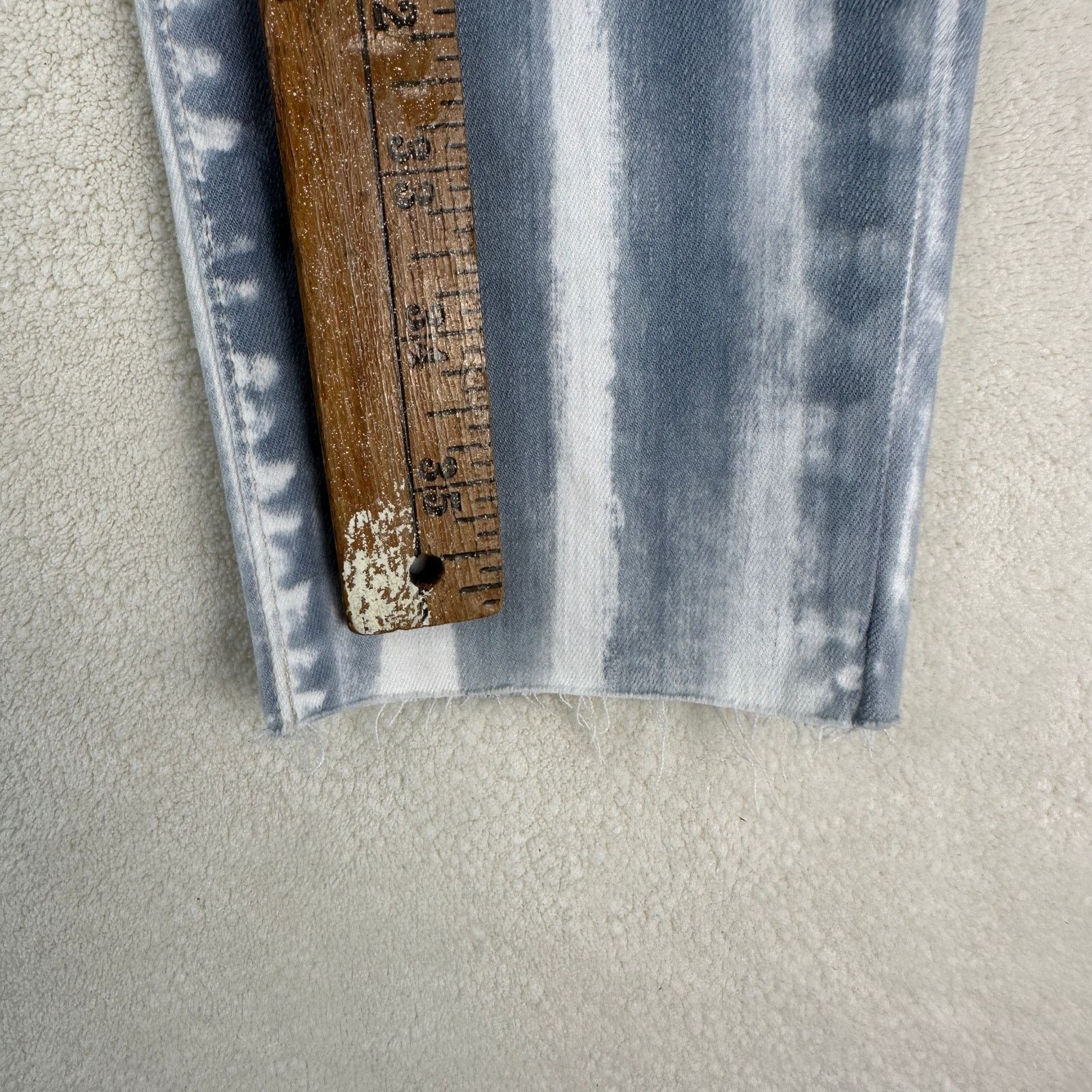Joe's JOE'S WOMEN'S 26 THE CHARLIE ANKLE CUT HEM JEANS TIE DYE Size 26" / US 2 / IT 38 - 6 Thumbnail