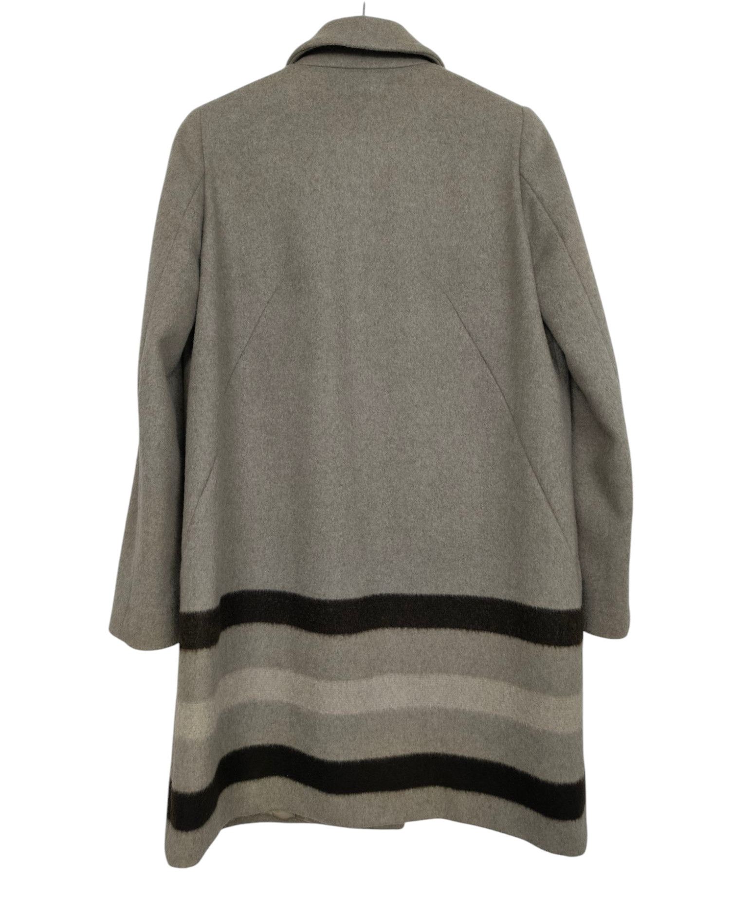 Max Mara Max Mara Virgin Wool Coat Vintage Size L / US 10 / IT 46 - 3 Thumbnail