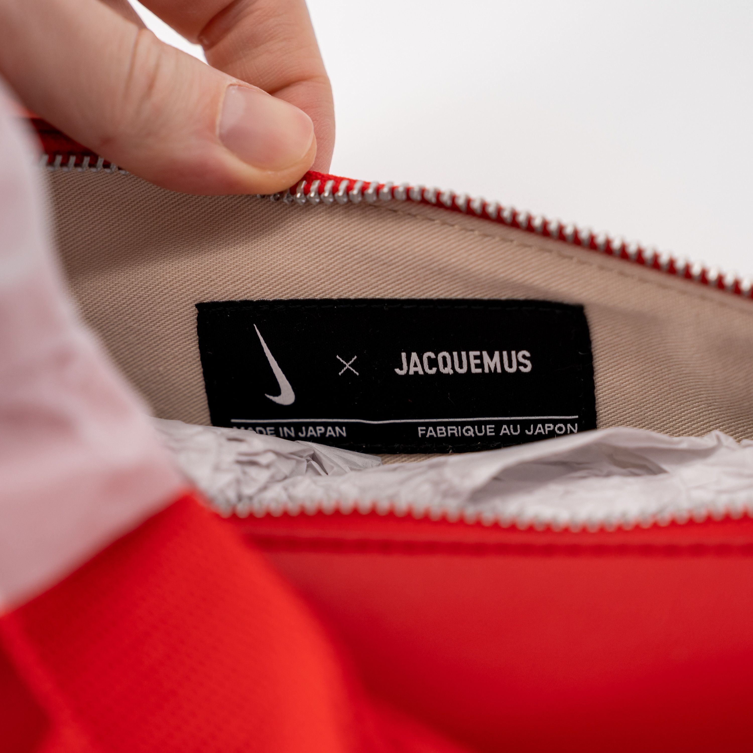 Jacquemus × Nike Jacquemus Nike Le Sac Swoosh Shoulder Bag Red Leather Size ONE SIZE - 4 Thumbnail