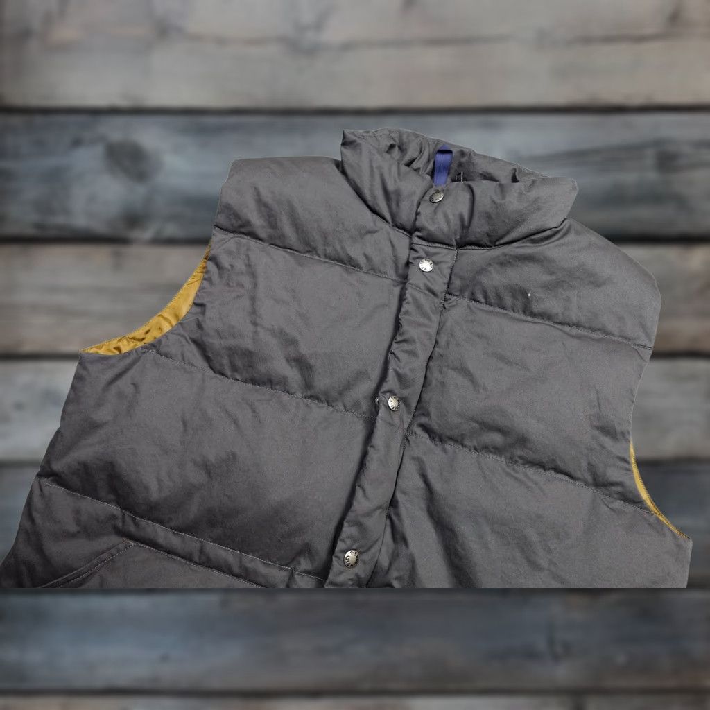 The North Face VINTAGE The North Face Vest Mens L Gray Goose Down Puffer Snap Front Pockets Warm Size US L / EU 52-54 / 3 - 1 Thumbnail