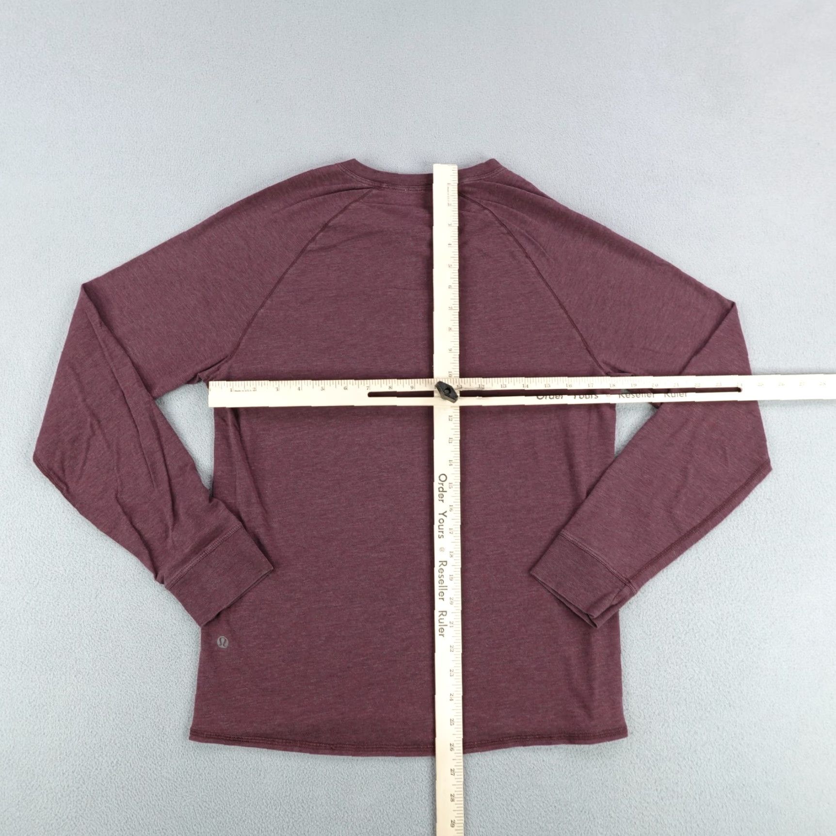 Lululemon VINTAGE Lululemon Shirt Mens S Red Split Neck Raglan Performance Athletic Workout Size US S / EU 44-46 / 1 - 4 Thumbnail