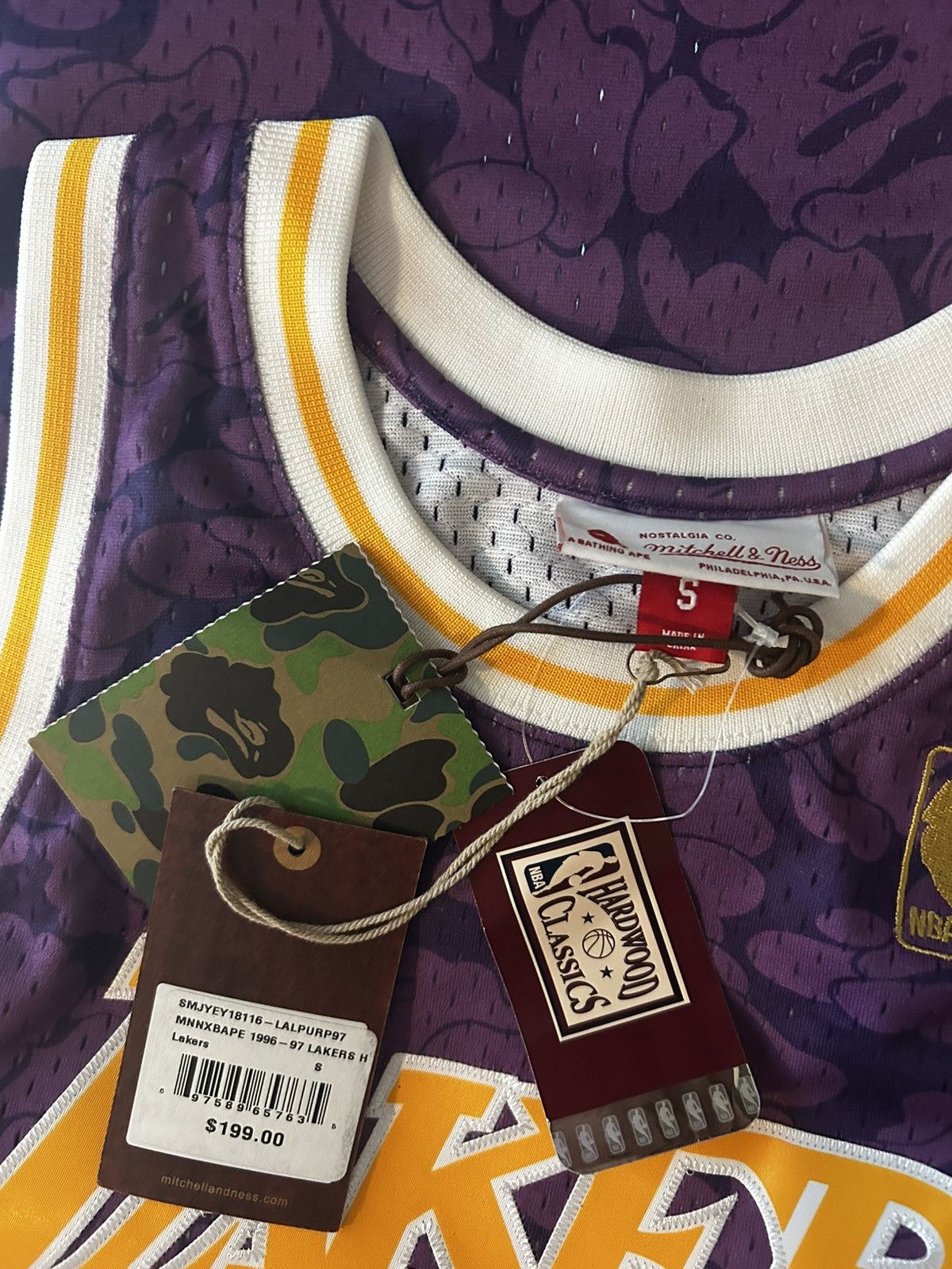 Bape × Mitchell & Ness × NBA Bape x lakers Size US S / EU 44-46 / 1 - 4 Thumbnail