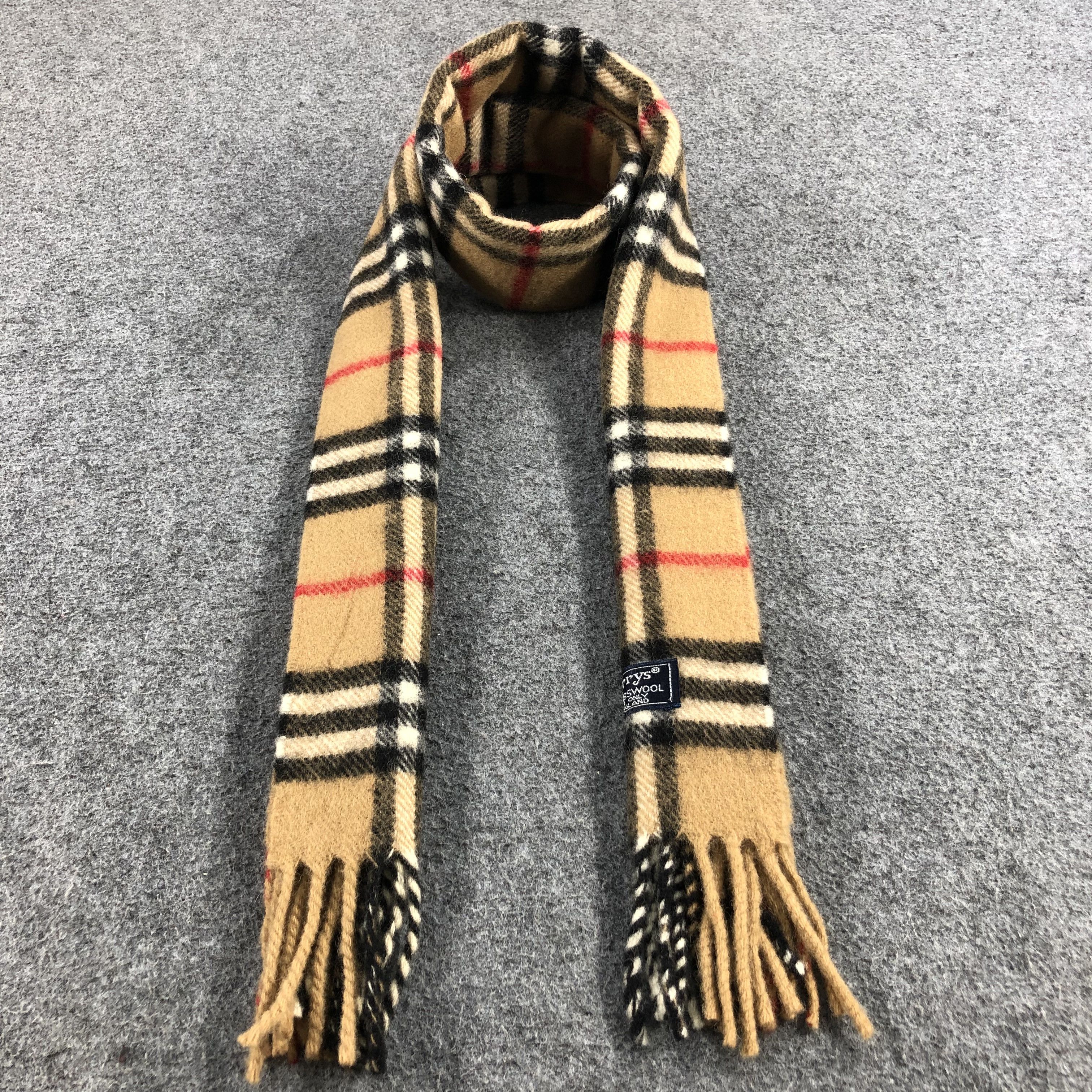 Burberry Burberrys Nova Check Tan Wool Scarf Muffler V792 Size ONE SIZE - 1 Thumbnail