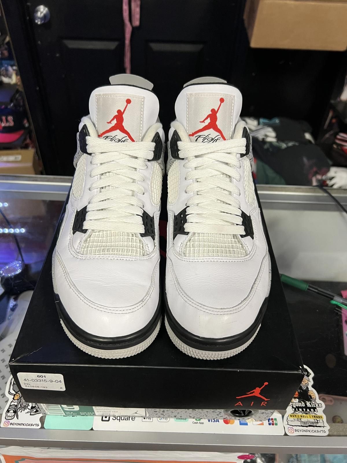 Jordan Brand Jordan 4 ‘White Cement’ Size US 9 / EU 42 - 3 Thumbnail