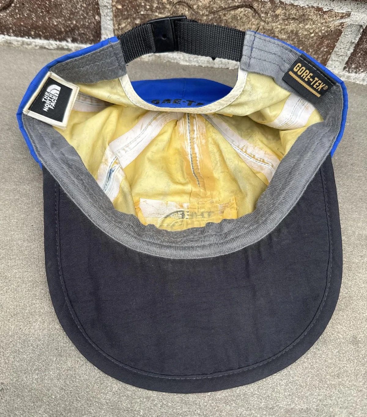 The North Face Vintage The North Face Gore-Tex Soft Brim Blue / Black Hat Size ONE SIZE - 3 Thumbnail