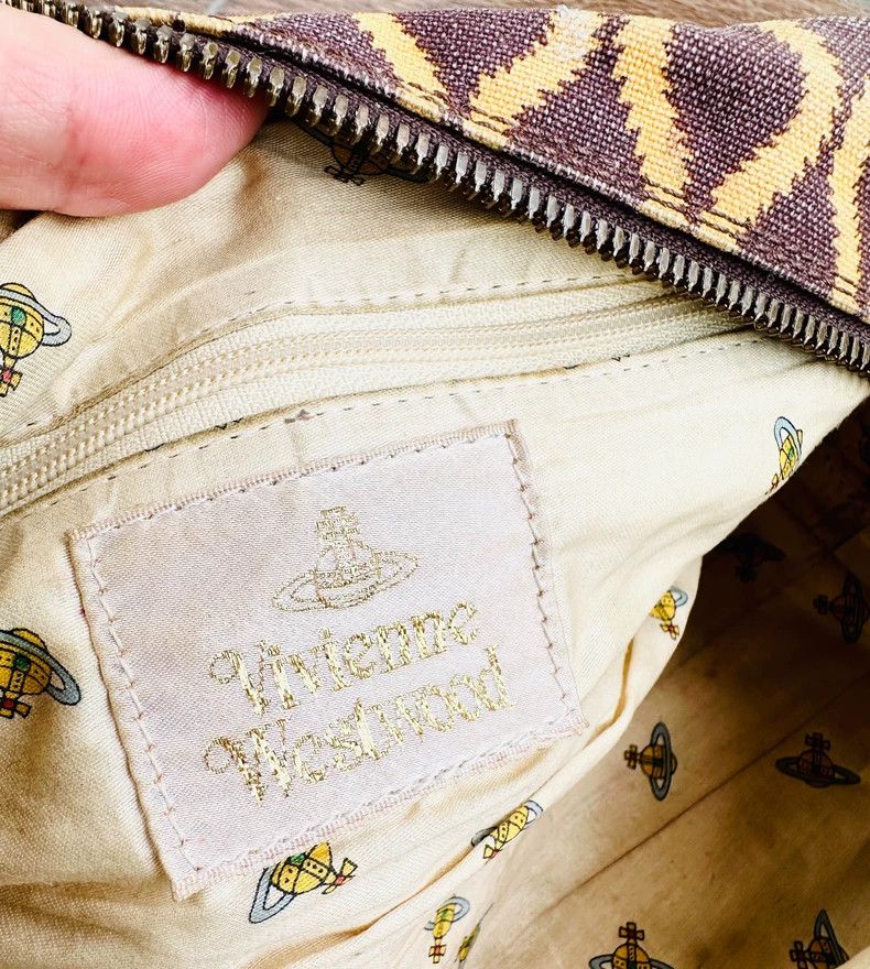 Vivienne Westwood Vivienne Westwood size os Enamel logo pirate pattern buffal Size ONE SIZE - 5 Thumbnail