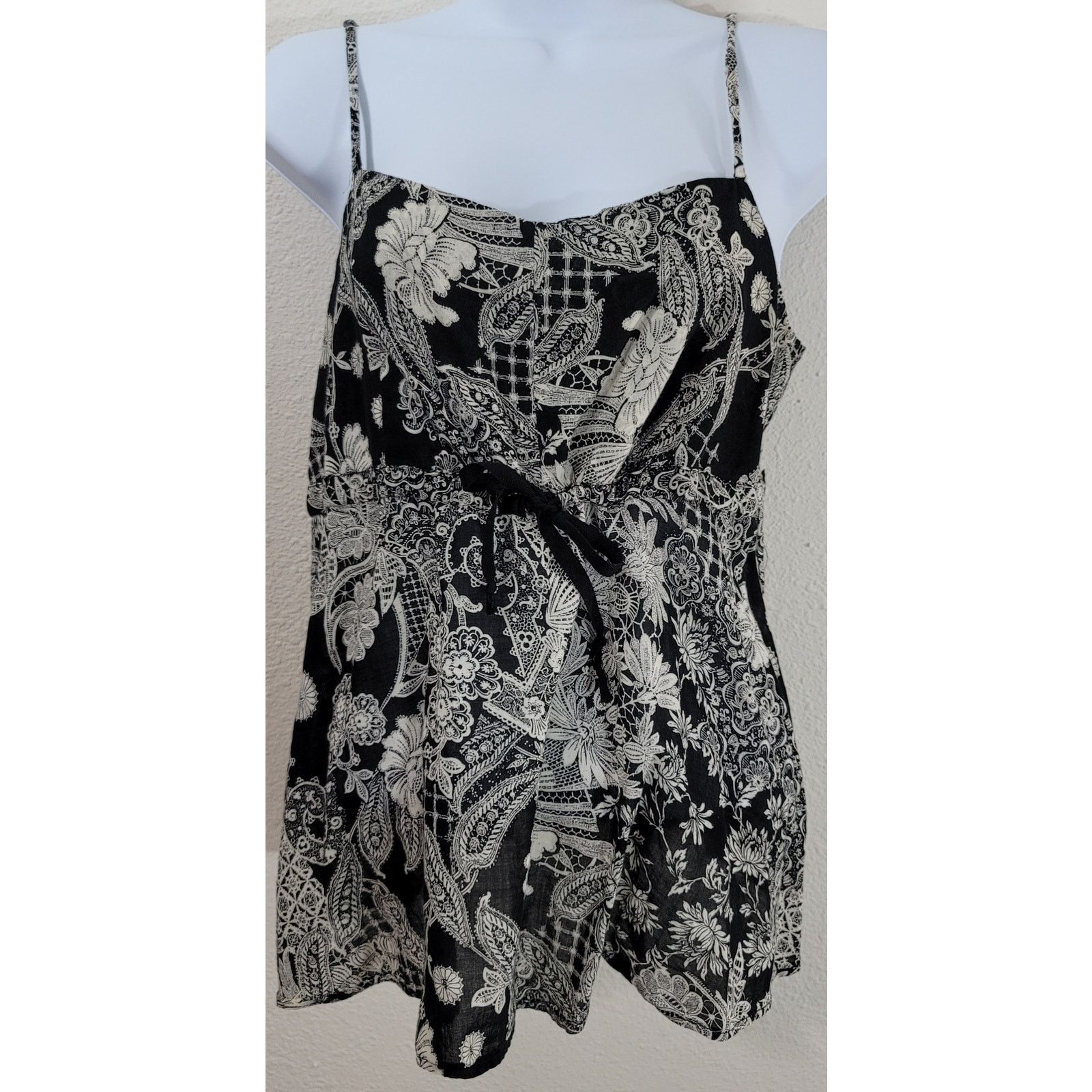 Other Cinnamon Girl Black Floral Spaghetti Strap Tank Top Small Size S / US 4 / IT 40 - 1 Thumbnail