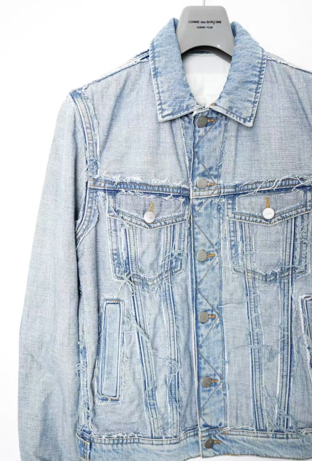 Maison Margiela Maison Margiela × HM Distressed Denim Jacket Size US S / EU 44-46 / 1 - 4 Thumbnail
