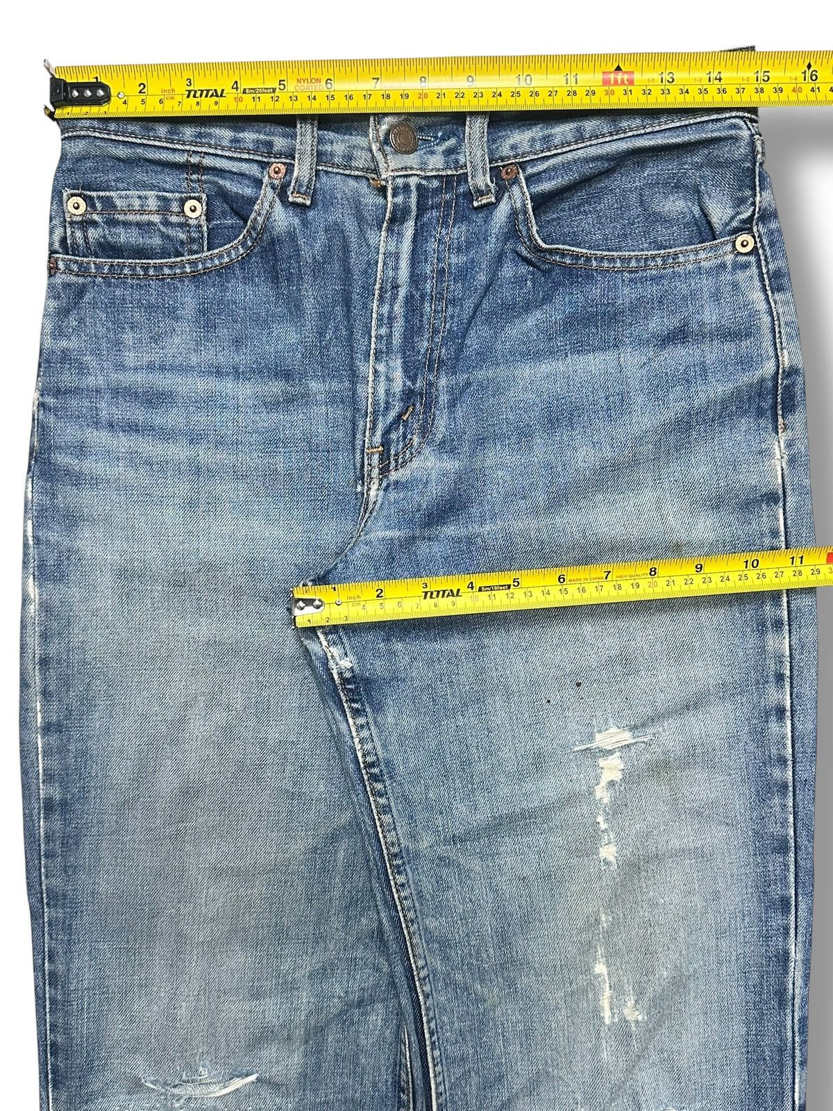 Levi's Levi's 560 Relaxed Fit Vintage Distressed Denim Faded Wash Size US 30 / EU 46 - 16 Thumbnail