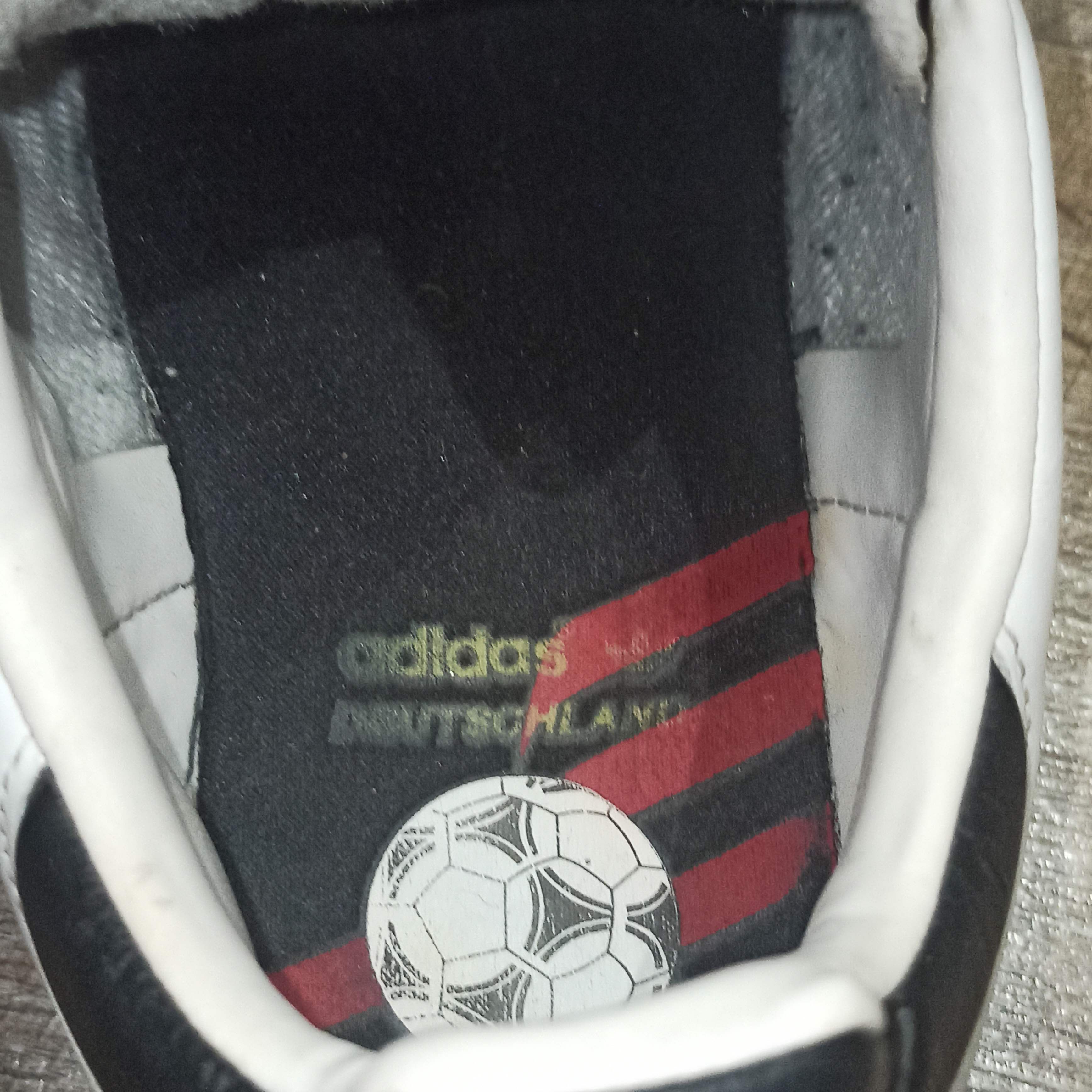 Adidas Adidas Samba OG Euro 2008 Deutschland 035072 Soccer Sneakers Size US 8.5 / EU 41-42 - 11 Thumbnail