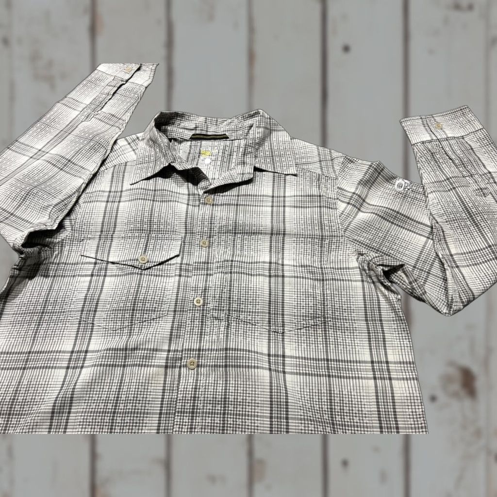 Mountain Hardwear Mountain Hardwear Men's Long Sleeve Button Up Shirt Medium Gray Striped Casual Clothing Size US M / EU 48-50 / 2 - 1 Thumbnail