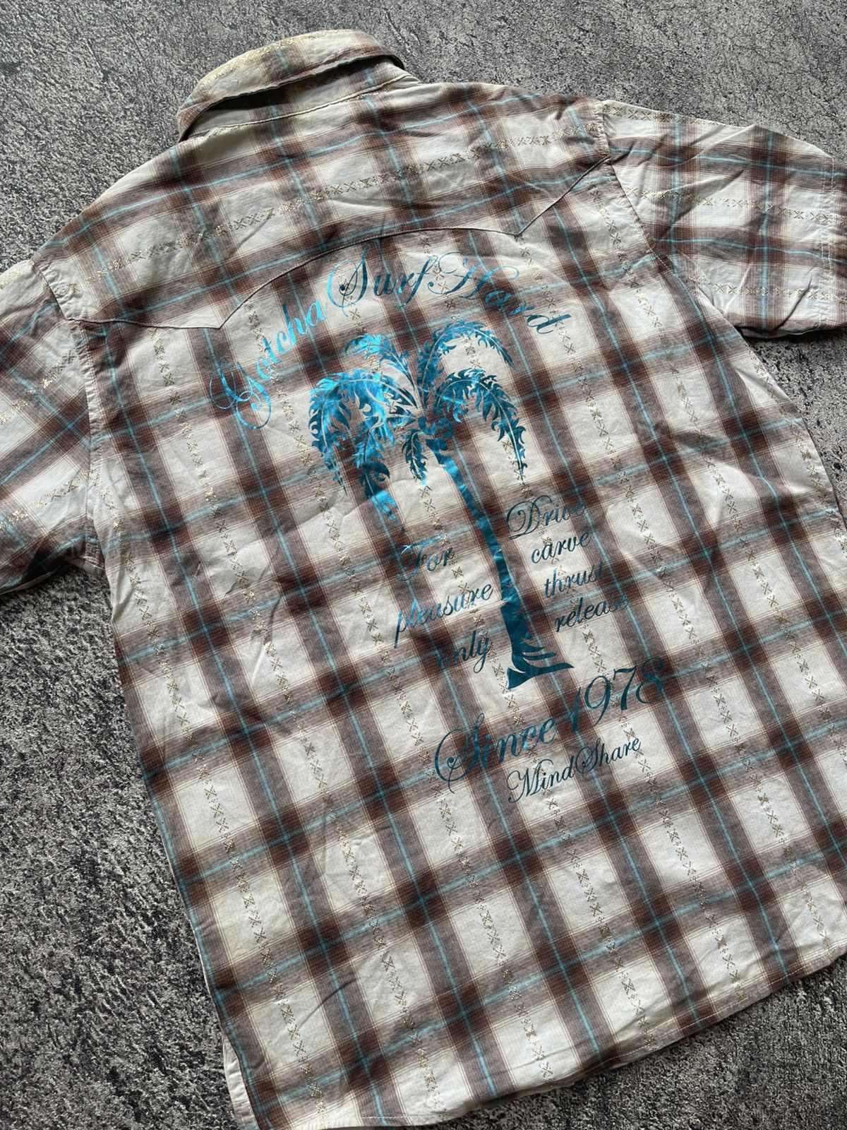 Y2K Gotcha ifsixwasnine button shirt