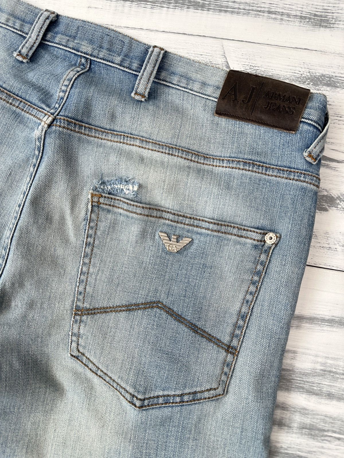 Armani Vintage ARMANI JEANS Washed Light Blue Denim Pants Men’s Size US 33 - 5 Thumbnail