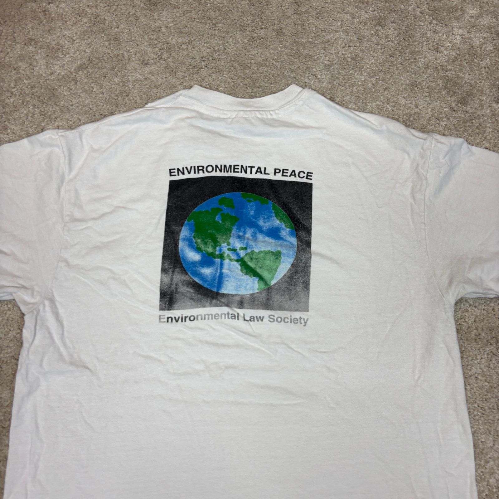 Vintage Vintage 90s Loyola Law School Environmental Peace T Shirt L Size US L / EU 52-54 / 3 - 4 Thumbnail
