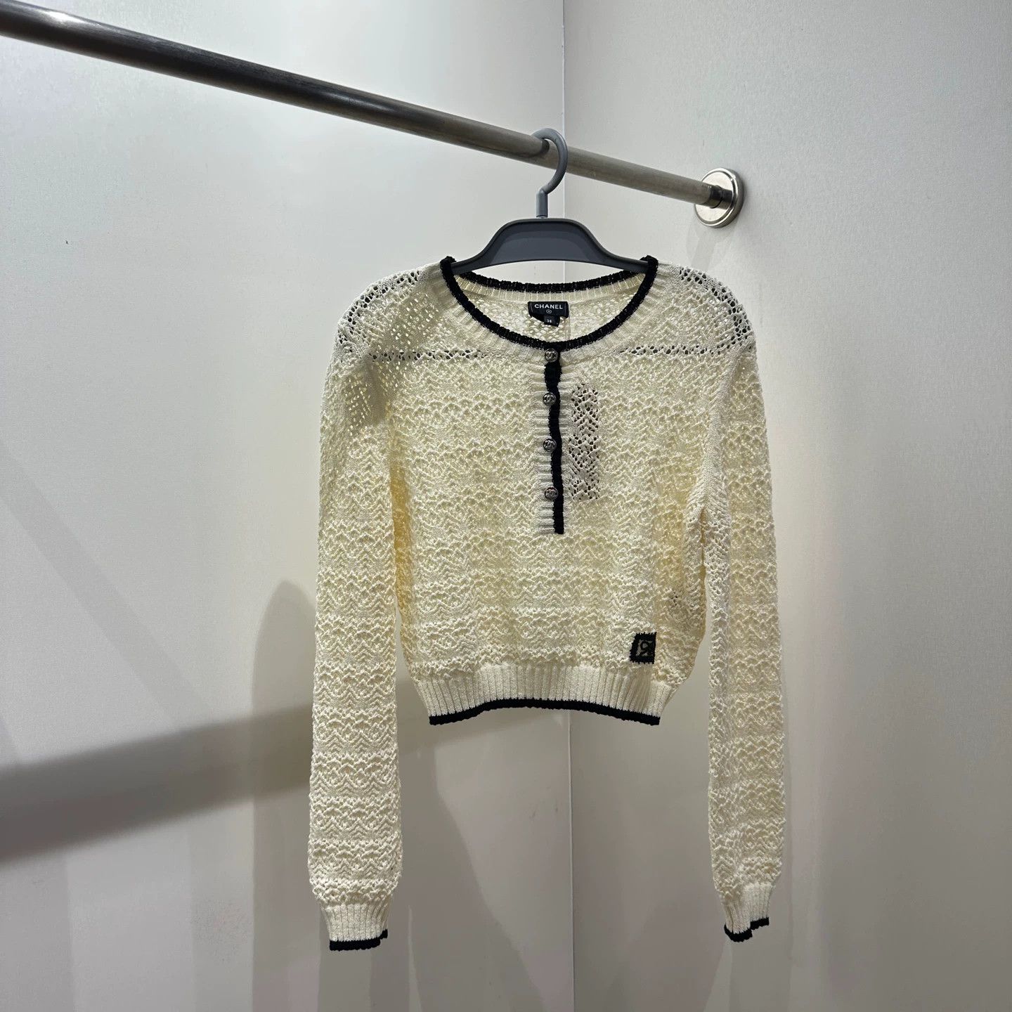 Chanel Chanel feb396 24P Ivory Lace Knit Long Sleeve Size S / US 4 / IT 40 - 1 Thumbnail