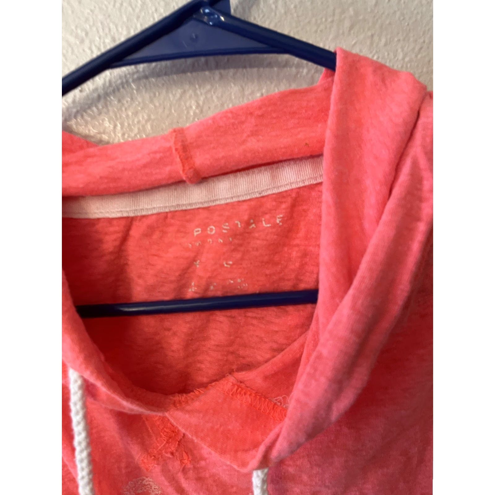 Vintage Aéropostale Women's Hoodie Pullover Medium Pink Long Sleeve Activewear Size M / US 6-8 / IT 42-44 - 3 Thumbnail