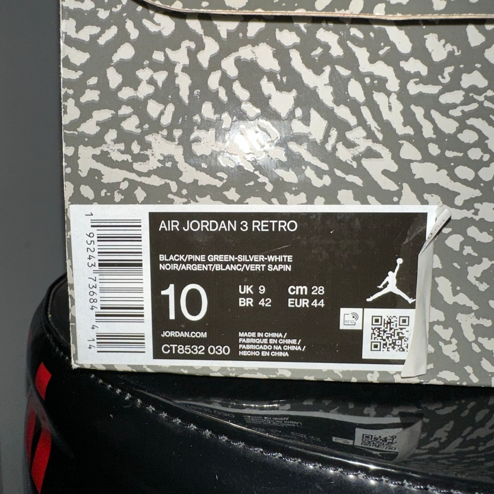 Jordan Brand × Nike Air Jordan 3 Retro Black/PINE GREEN 2021 Worn Once 10 mens Size US 10 / EU 43 - 12 Thumbnail