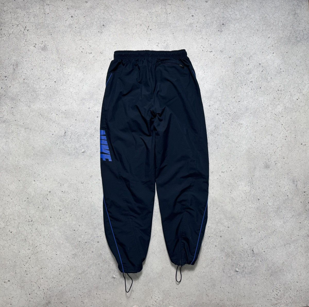 Nike Nike Big Swoosh Track Pants Nylon Baggy Drill Swoosh Vintage Size US 30 / EU 46 - 3 Thumbnail