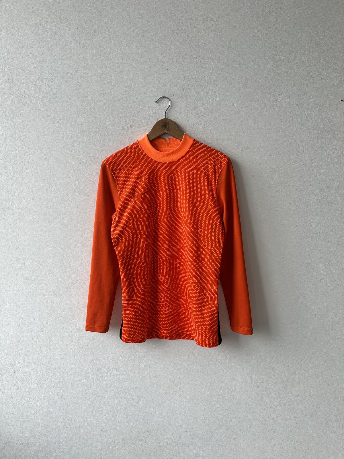 Nike Nike Dri-FIT Orange Long Sleeve Shirt, Size M, Athletic Fit Size US M / EU 48-50 / 2 - 1 Thumbnail
