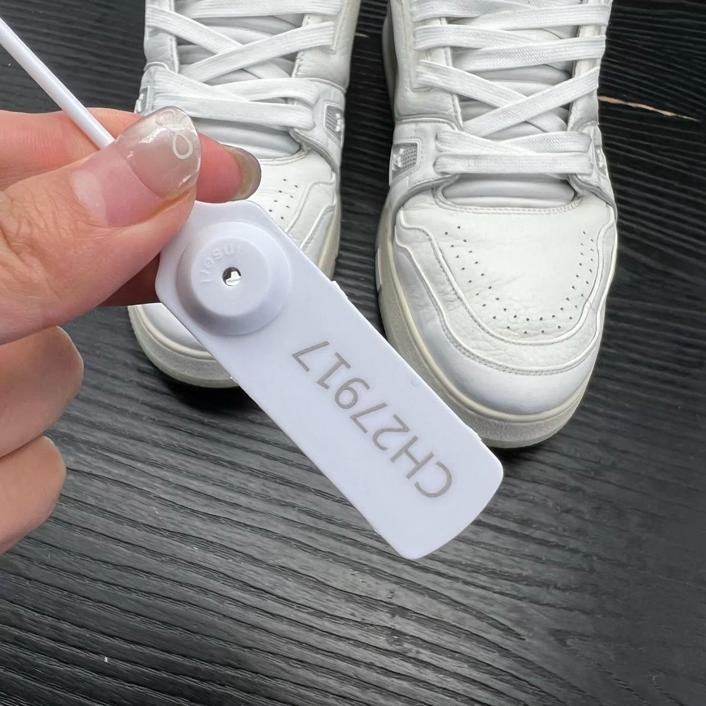 Louis Vuitton LV Trainer White Cement US9/EU43 New Size US 10 / EU 43 - 9 Thumbnail