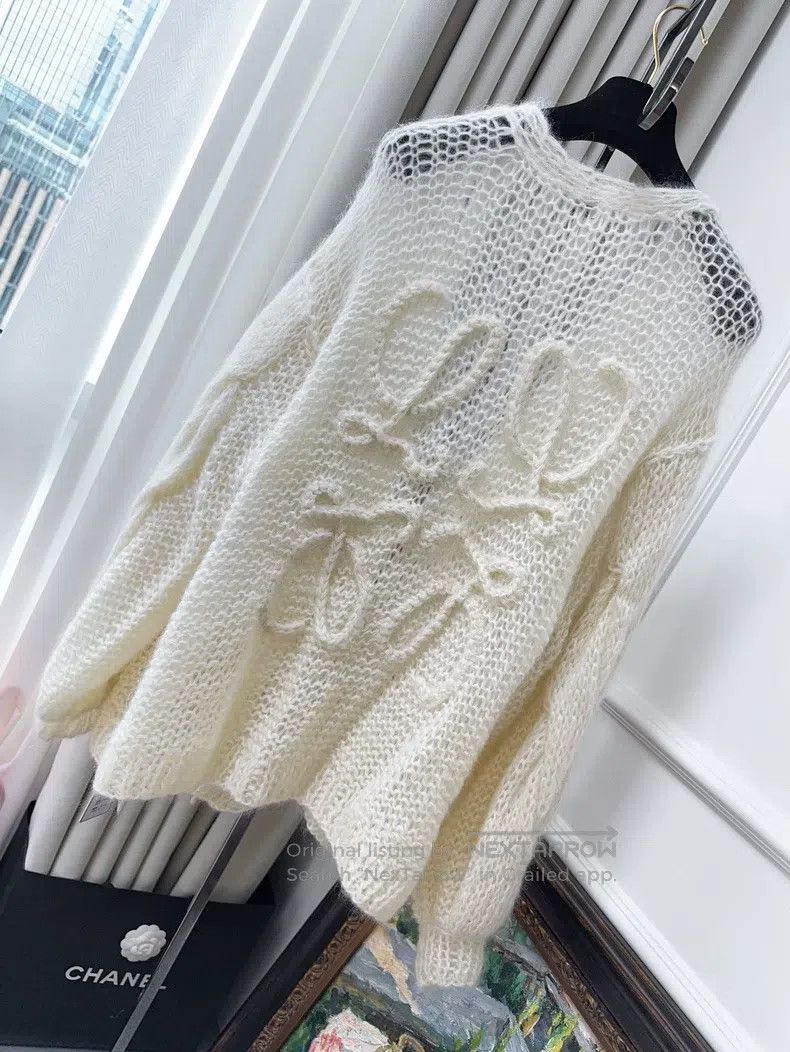 Loewe Loewe Ivory Hollow Logo Pattern, Long Sleeve Knit Cardigan Size XS / US 0-2 / IT 36-38 - 2 Thumbnail