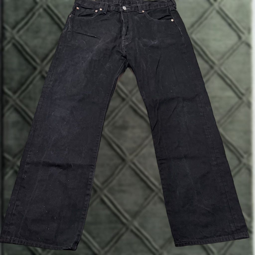 Levi's VINTAGE Levi's 501 Original Jeans Mens 36x30 Black Denim Straight Leg Button-Fly Flaws Size US 36 / EU 52 - 1 Thumbnail