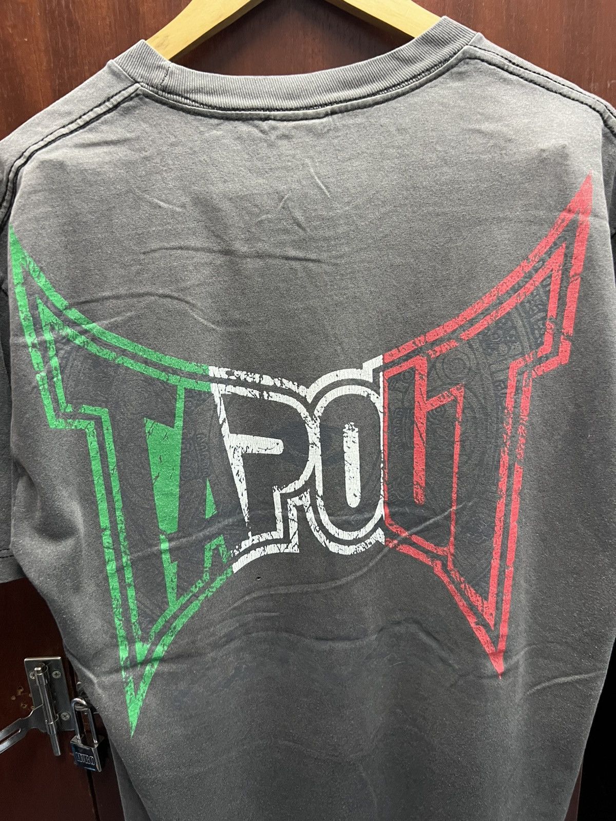 Vintage Tapout LOCOS Vintage Shirt Size US L / EU 52-54 / 3 - 4 Thumbnail