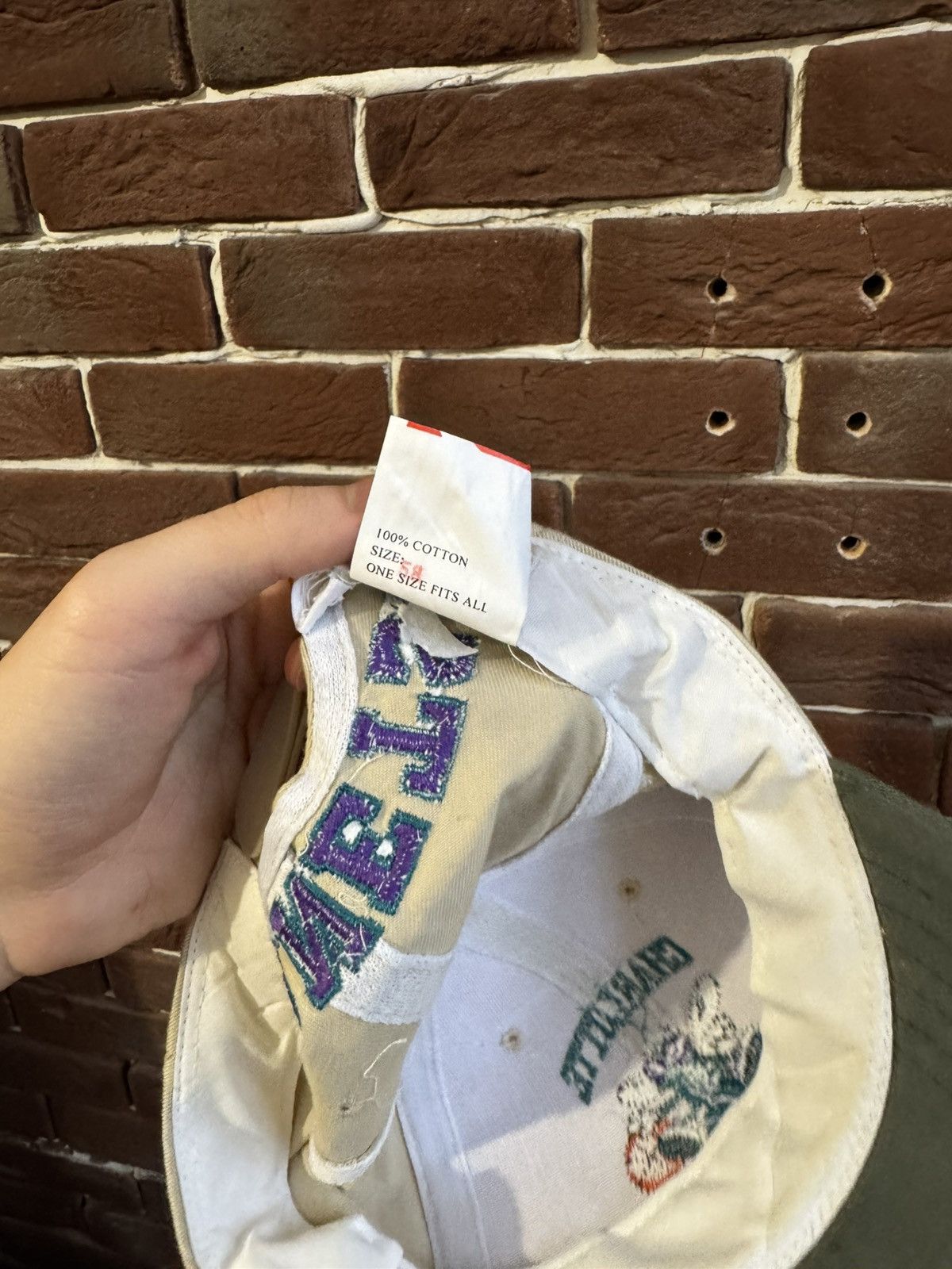 Vintage Vintage 90s Charlotte Hornets NBA Snapback Hat Cap Hype Size ONE SIZE - 7 Thumbnail