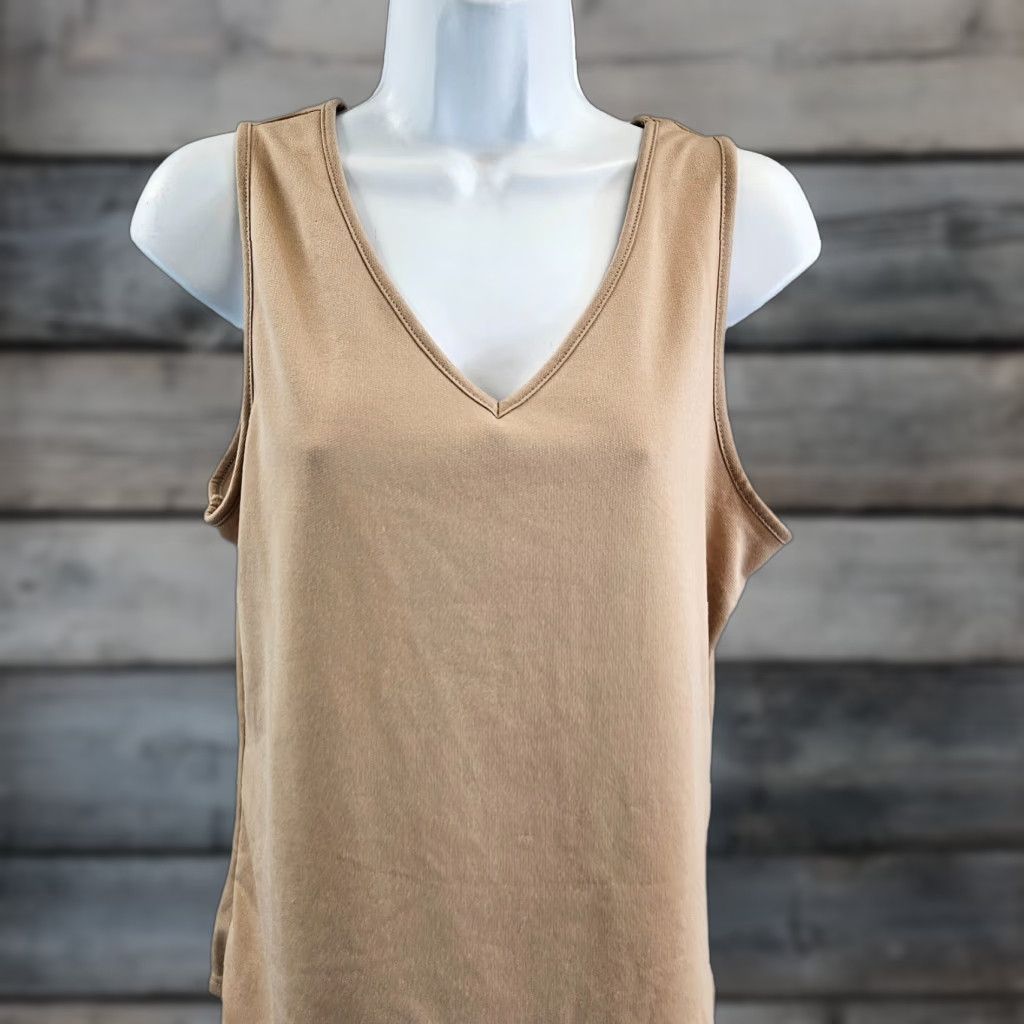NYDJ NYDJ Womens Tank Top Size S Solid Tan V-Neck Sleeveless Short Length Brown Polyester Shirt Womens Boys? Size S / US 4 / IT 40 - 1 Thumbnail