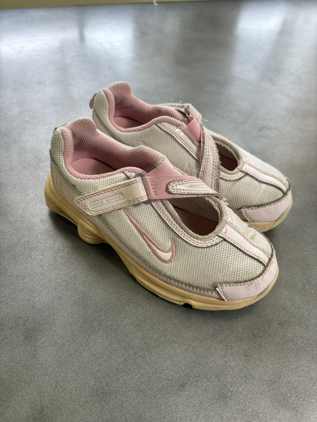 Nike × Vintage 2008 Nike Shox Mary Jane 354945-161 Childrens 12C Baby Shoes Size US 4 / IT 34 - 15 Thumbnail