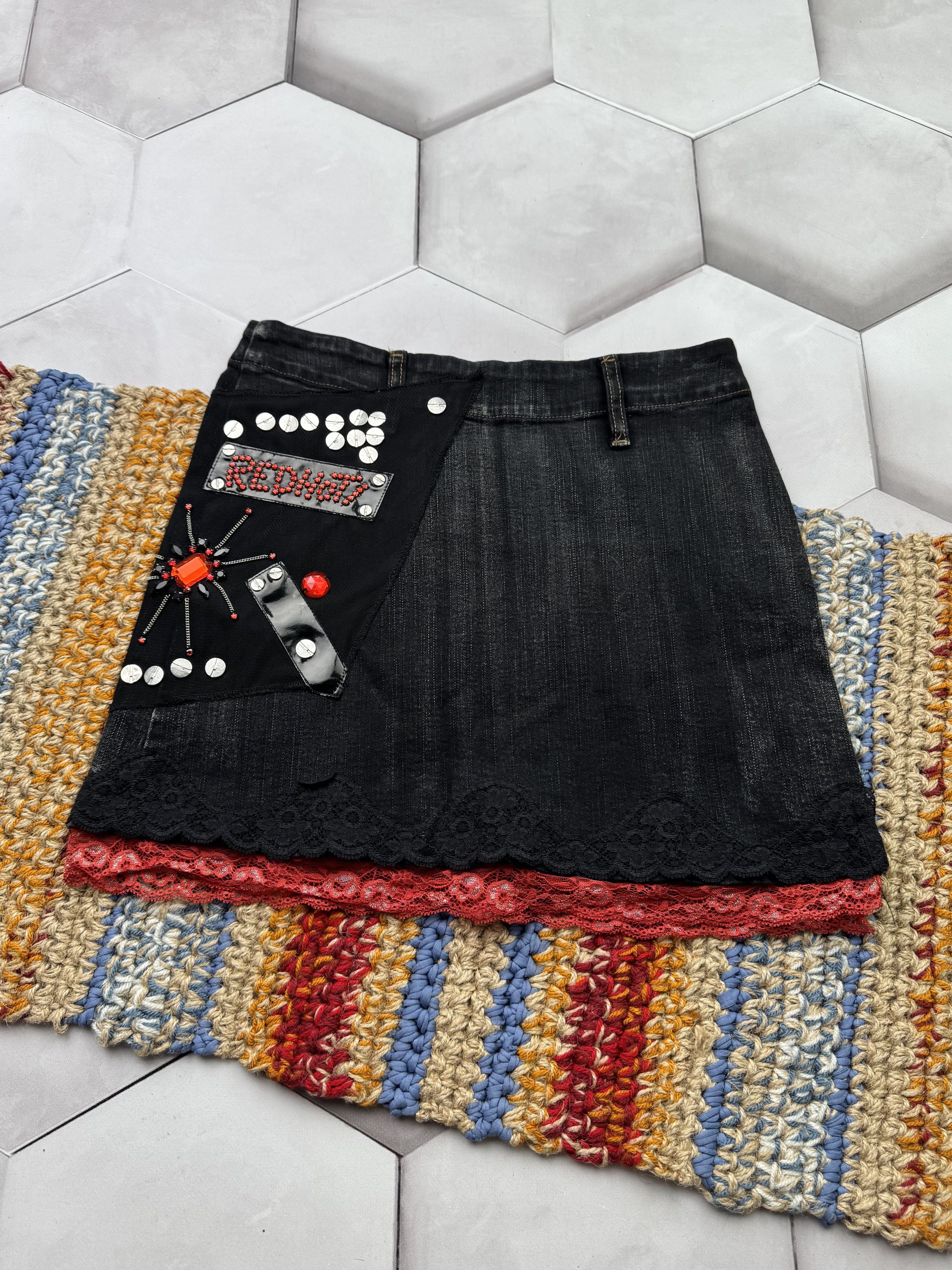 Vintage Vintage Mini Skirt (E4) Size 25" / US 0 / IT 36 - 1 Thumbnail