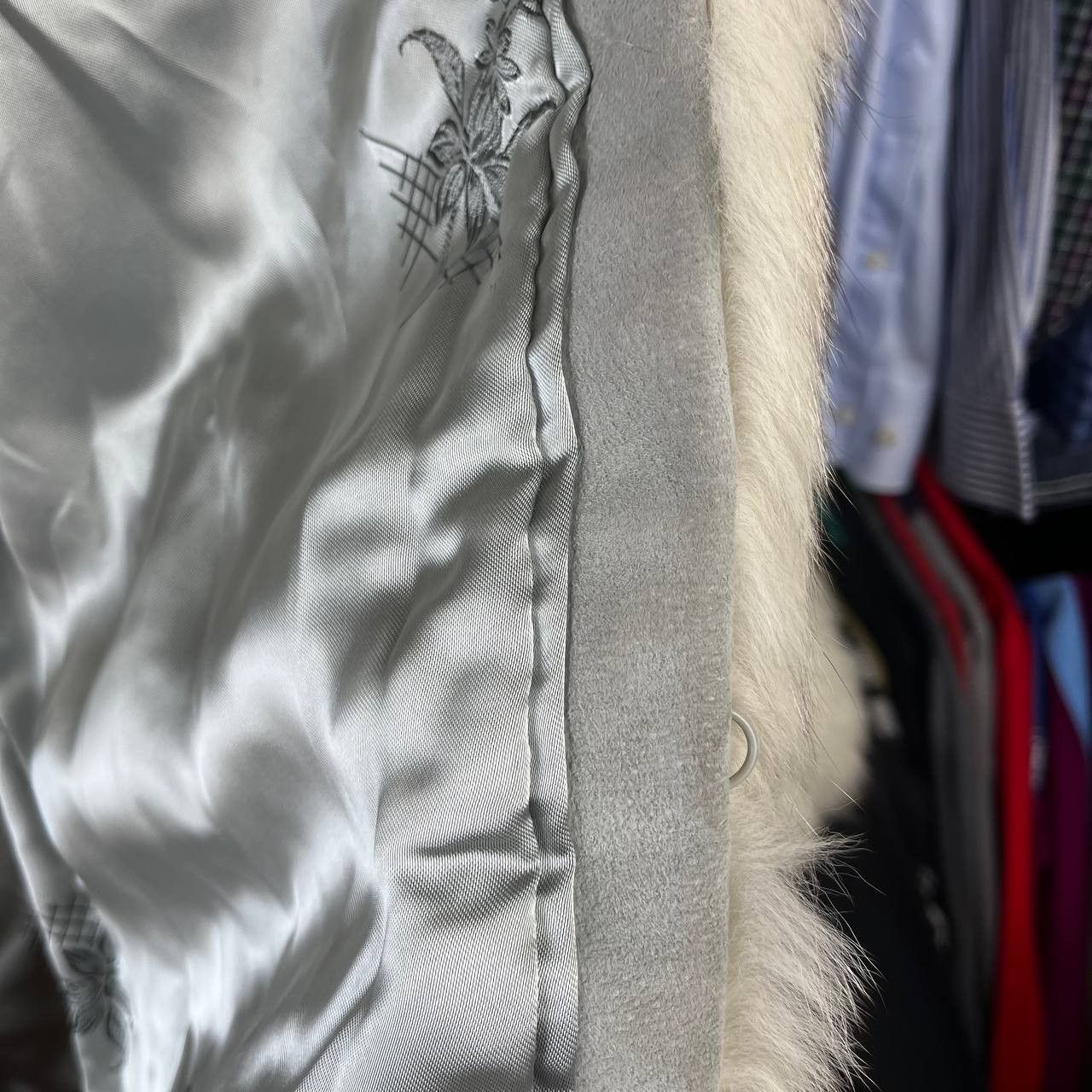 Vintage Vintage Luxury Saga Fox Silver Label Fur Coat Size 14 Size M / US 6-8 / IT 42-44 - 14 Thumbnail