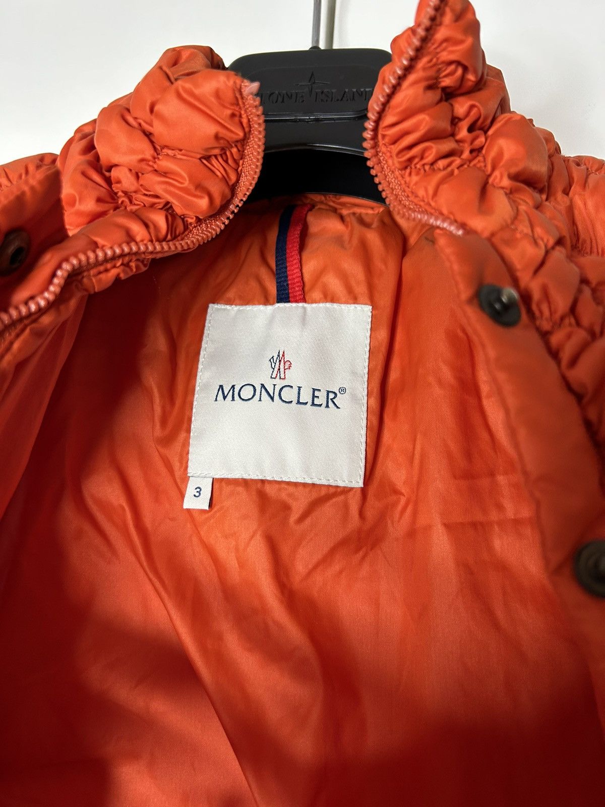 Moncler Moncler vest Size XS / US 0-2 / IT 36-38 - 2 Thumbnail