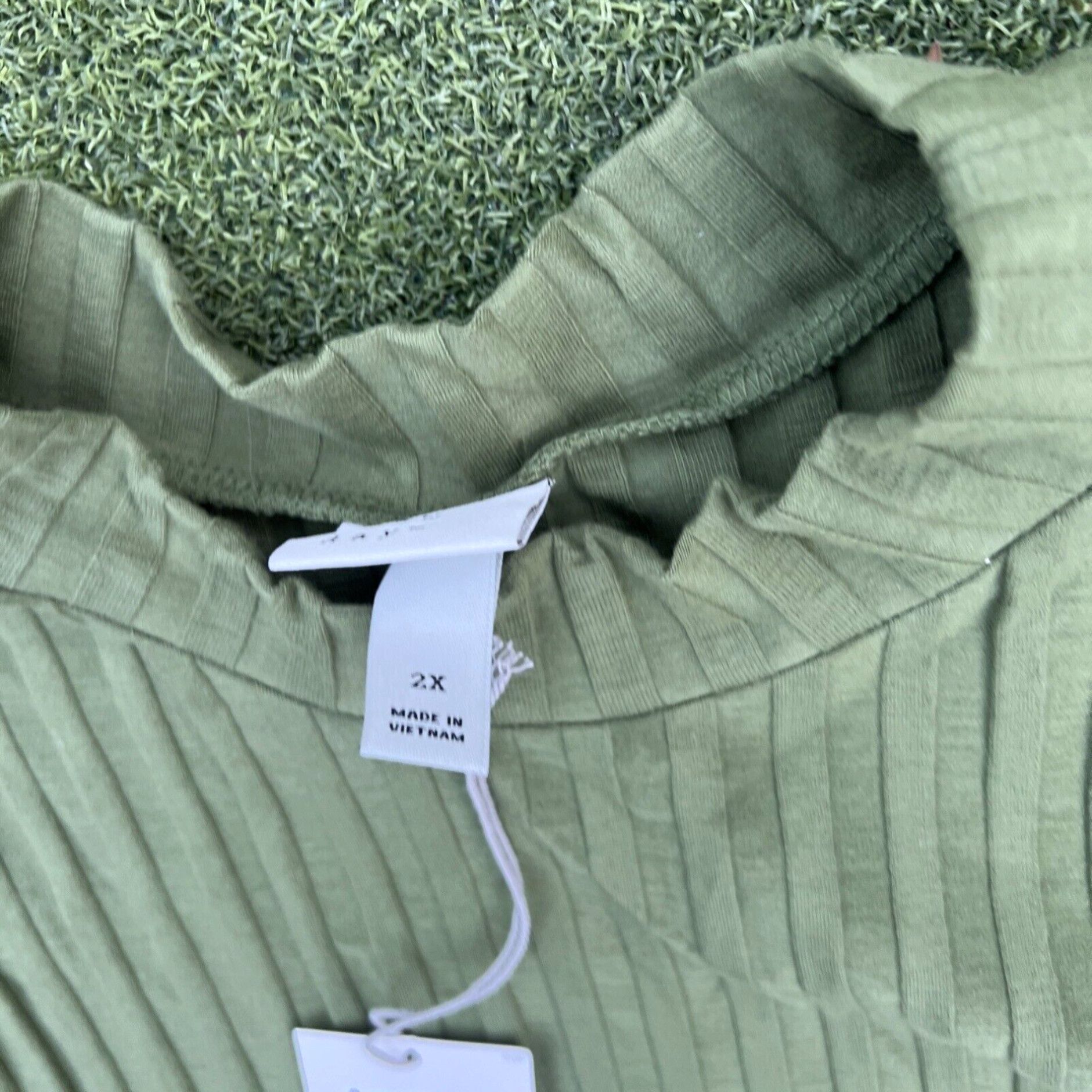 Vintage Women’s Green Tank Top Casual Shirt Ribbed Size 2XL, A New Day, Relaxed fit New Size XXL / US 16-18 / IT 52-54 - 5 Thumbnail