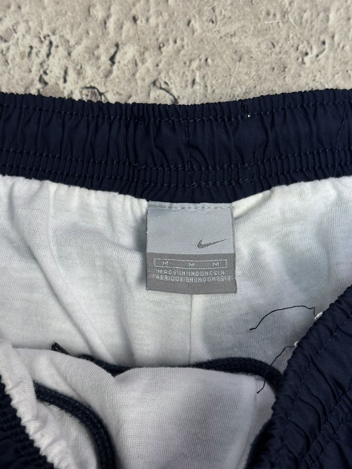 Nike × Vintage Vintage Nike Pants Nylon Y2K Drill Navy Blue Size US 33 - 9 Thumbnail