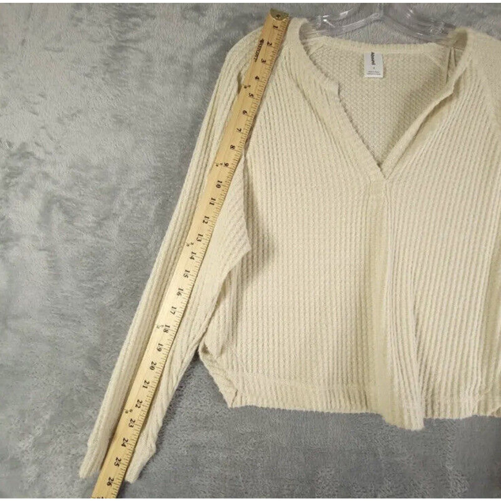 Nordstrom Abound Women’s Small Pullover Sweater Beige Long Sleeve Size S / US 4 / IT 40 - 5 Thumbnail